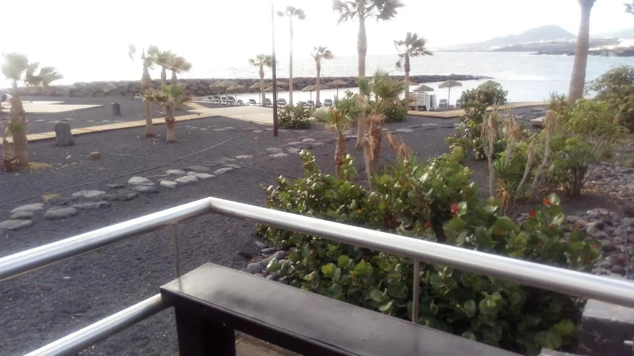 Finca Oasis Mango,Holiday Home, Vivienda Vacacional, Candelaria Comunal Pool, Sea View From Private Terraces,3 Mins To Town By Car, Wifi, Netflix