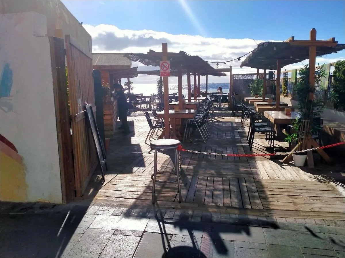 Finca Oasis Mango,Holiday Home, Vivienda Vacacional, Candelaria Comunal Pool, Sea View From Private Terraces,3 Mins To Town By Car, Wifi, Netflix